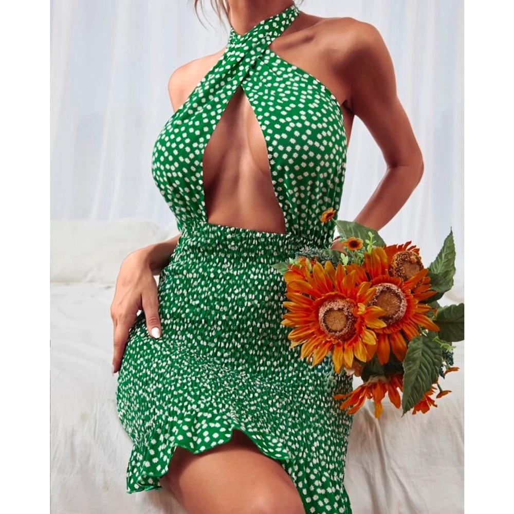 NEVER WORN! XS Green Floral Backless Halter Dress